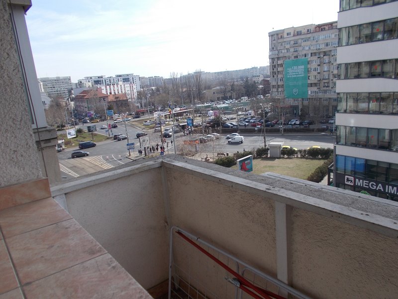 Piata Muncii, metrou, garsoniera inchiriere